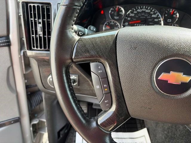 Used 2023 Chevrolet Express 2500 RWD image 16