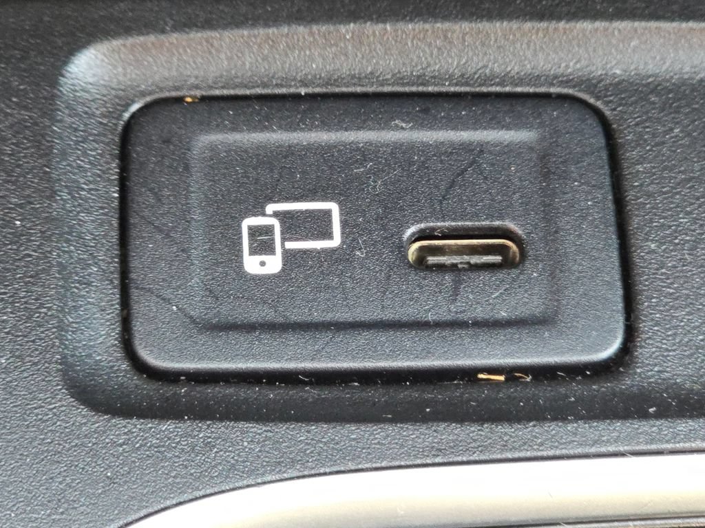 Certified 2023 Mercedes-Benz GLA 250 4MATIC image 33