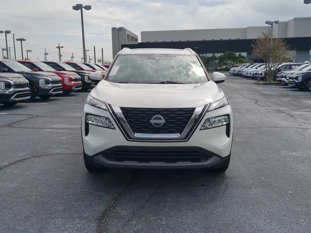 Used 2023 Nissan Rogue SV w/ SV Premium B Package FWD image 3