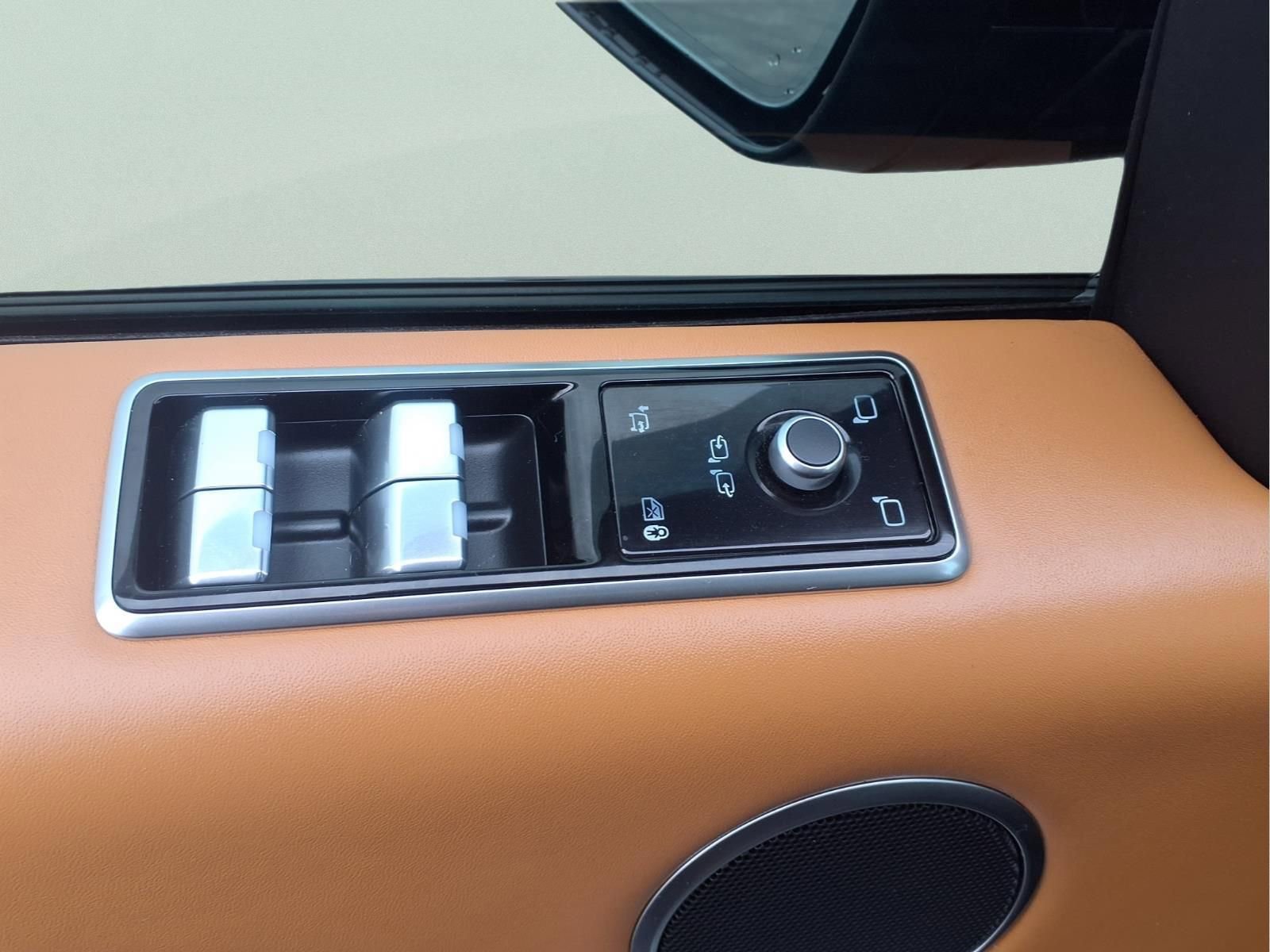 Used 2022 Land Rover Range Rover Sport HSE Dynamic image 16