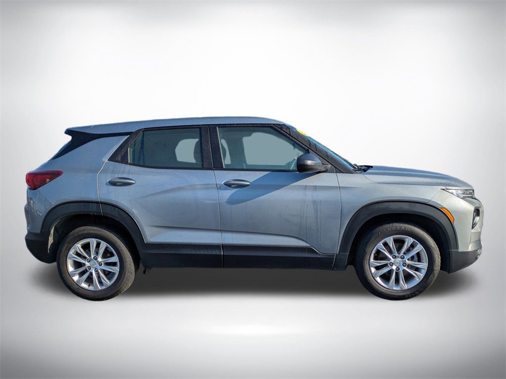 Used 2023 Chevrolet TrailBlazer LS image 3