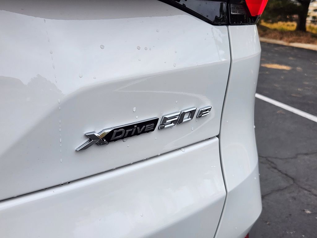 New 2026 BMW X5 xDrive50e w/ Premium Package image 21
