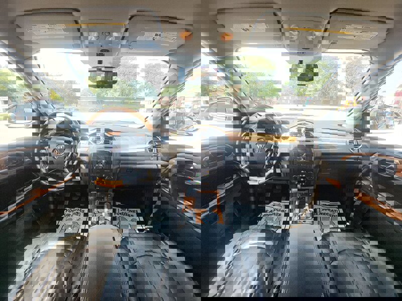 Used 2009 Buick Enclave CXL w/ Driver Confidence Package image 24