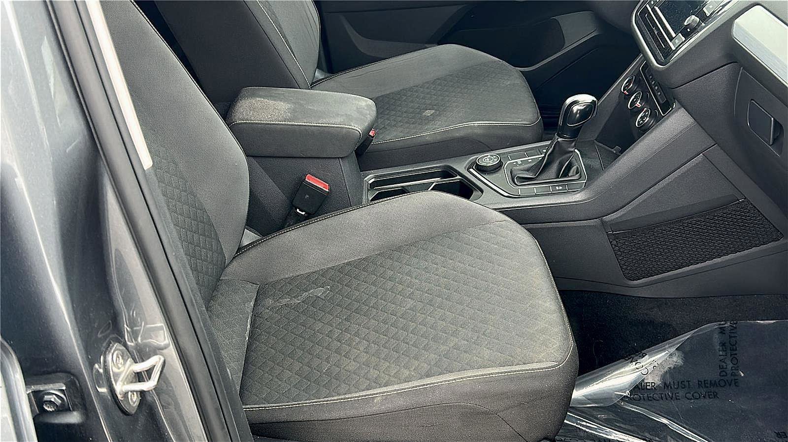 Used 2021 Volkswagen Tiguan S image 22