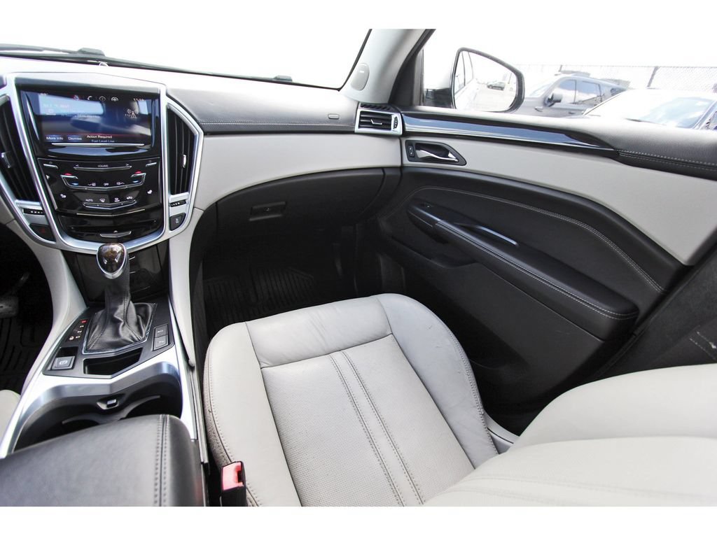 Used 2013 Cadillac SRX Luxury FWD image 10