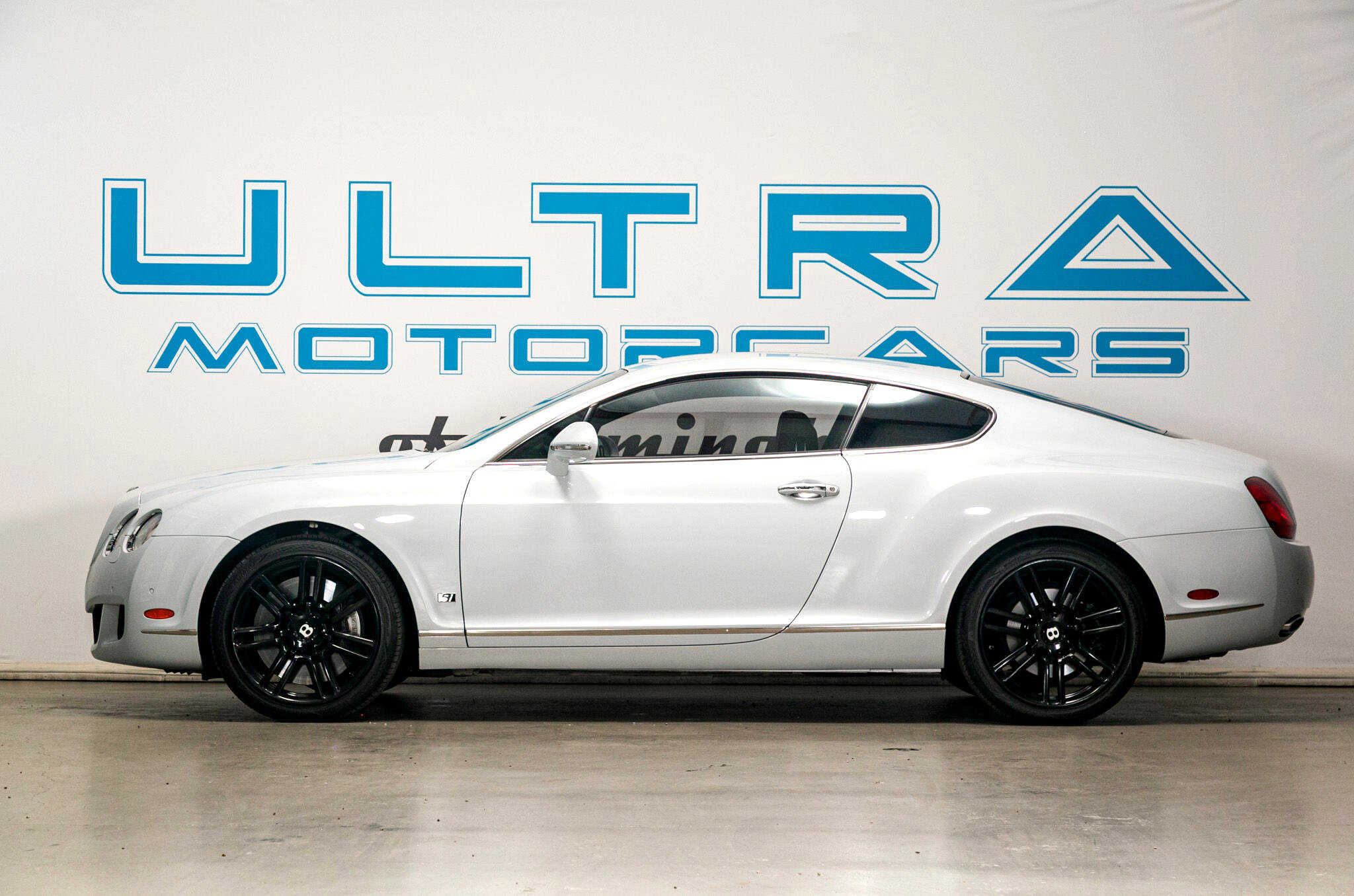 Used 2010 Bentley Continental GT image 13