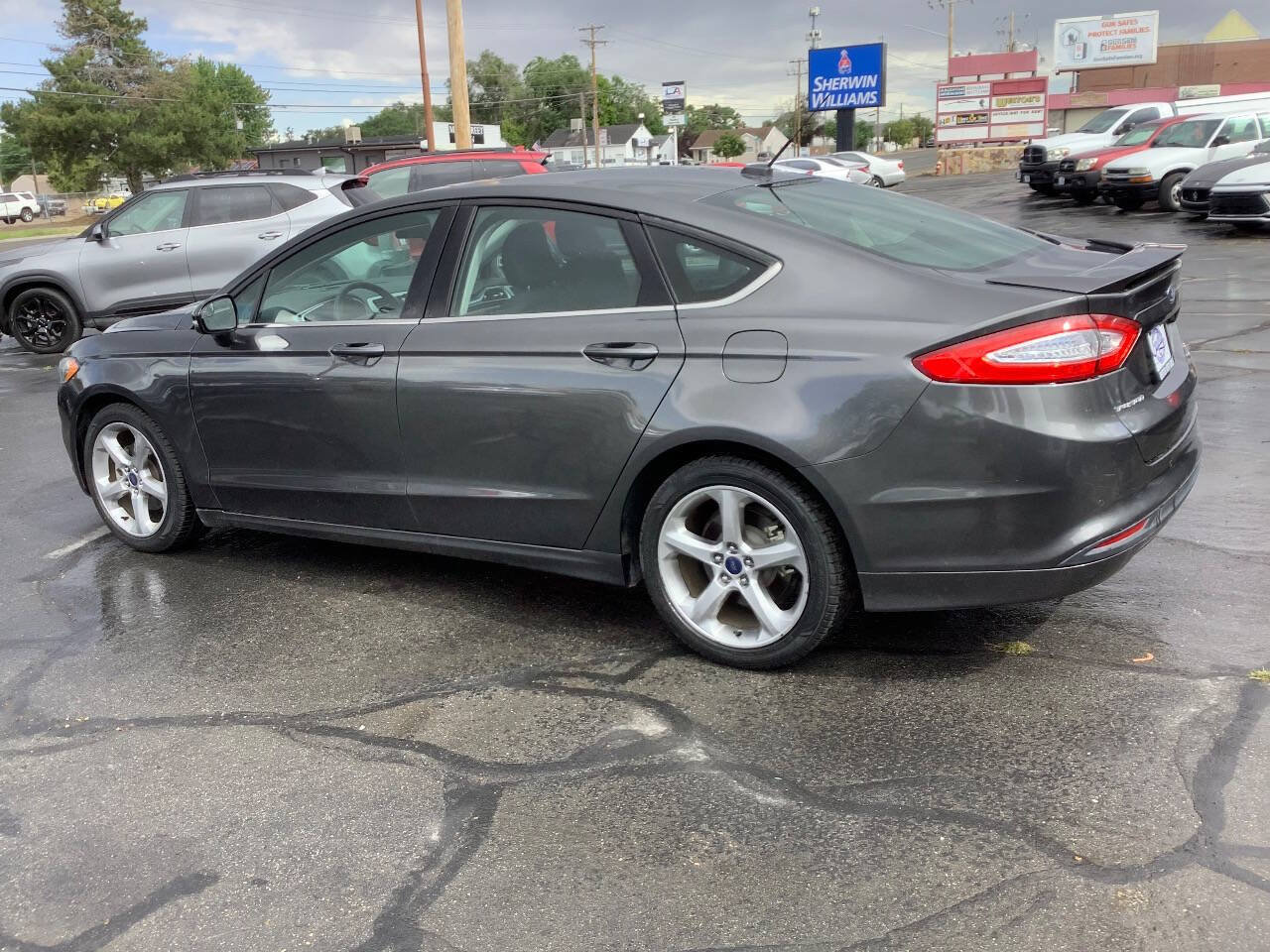 Used 2016 Ford Fusion SE FWD image 13