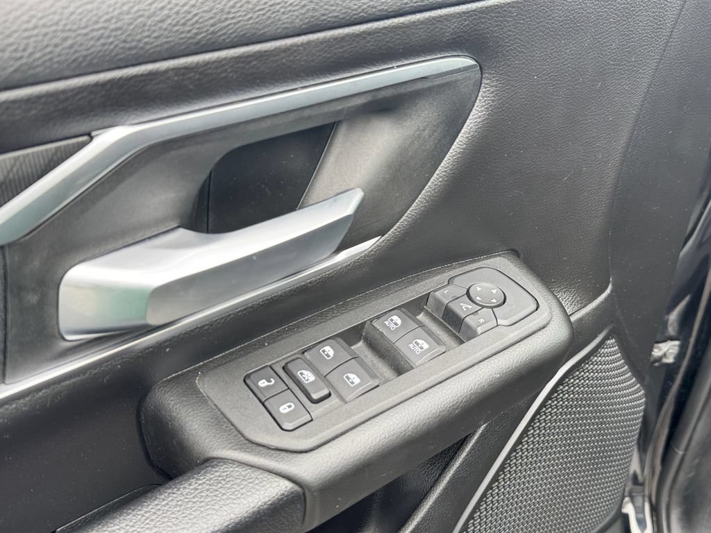 Used 2025 RAM 1500 Big Horn AWD/4WD image 14
