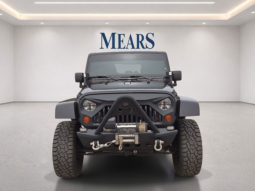 Used 2013 Jeep Wrangler Sahara w/ Connectivity Group AWD/4WD image 8