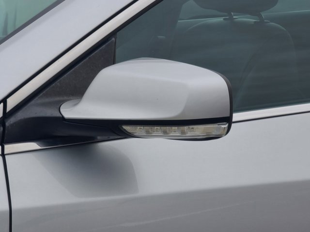 Used 2015 Buick LaCrosse Leather image 4