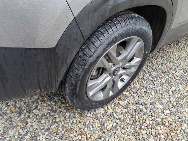 Used 2021 Kia Seltos LX image 14