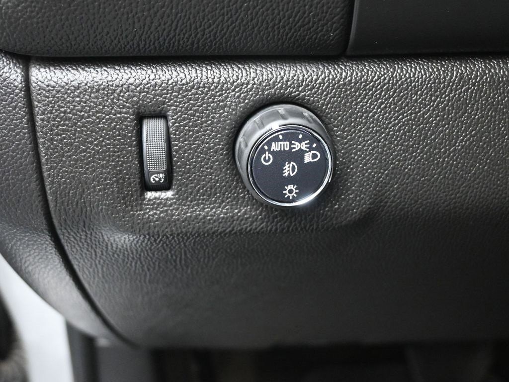 Used 2017 Chevrolet Colorado LT w/ LT Convenience Package image 21