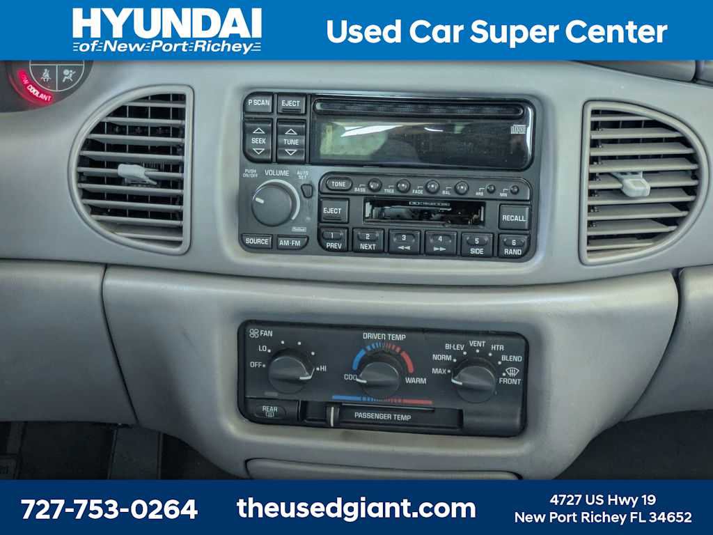 Used 1999 Buick Century Custom FWD image 18