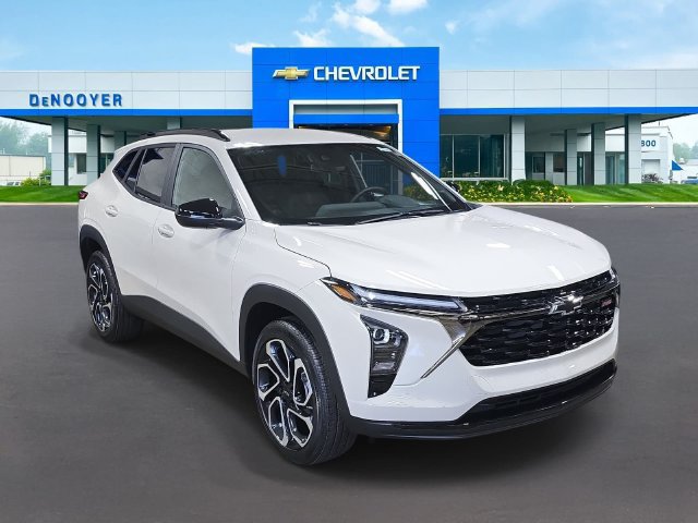 New 2026 Chevrolet Trax RS w/ Driver Confidence Package FWD image 5