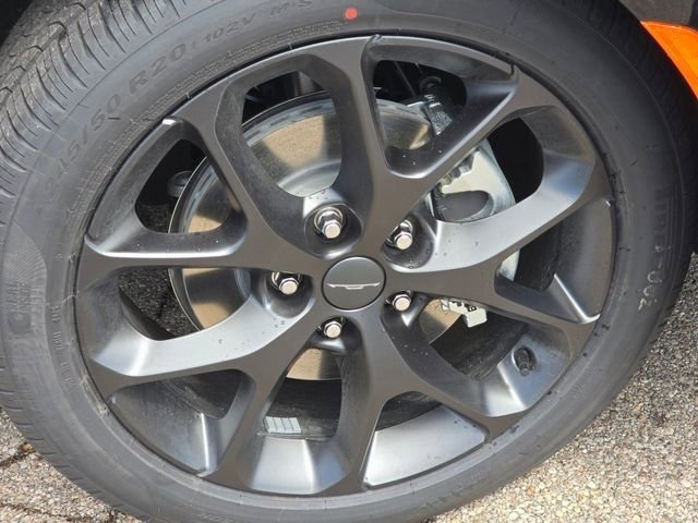 New 2027 Chrysler Pacifica Limited FWD image 23
