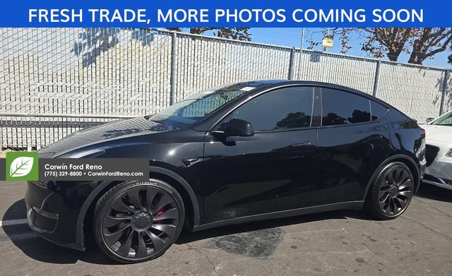 Used 2023 Tesla Model Y Performance AWD/4WD image 3