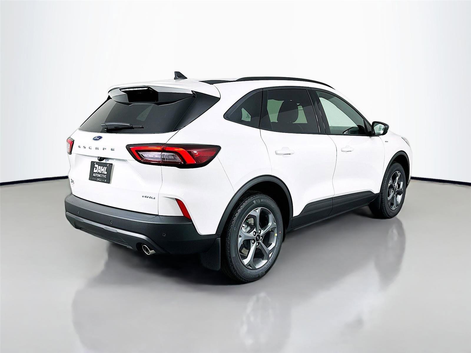 New 2026 Ford Escape ST-Line w/ Tech Pack #1 AWD/4WD image 7