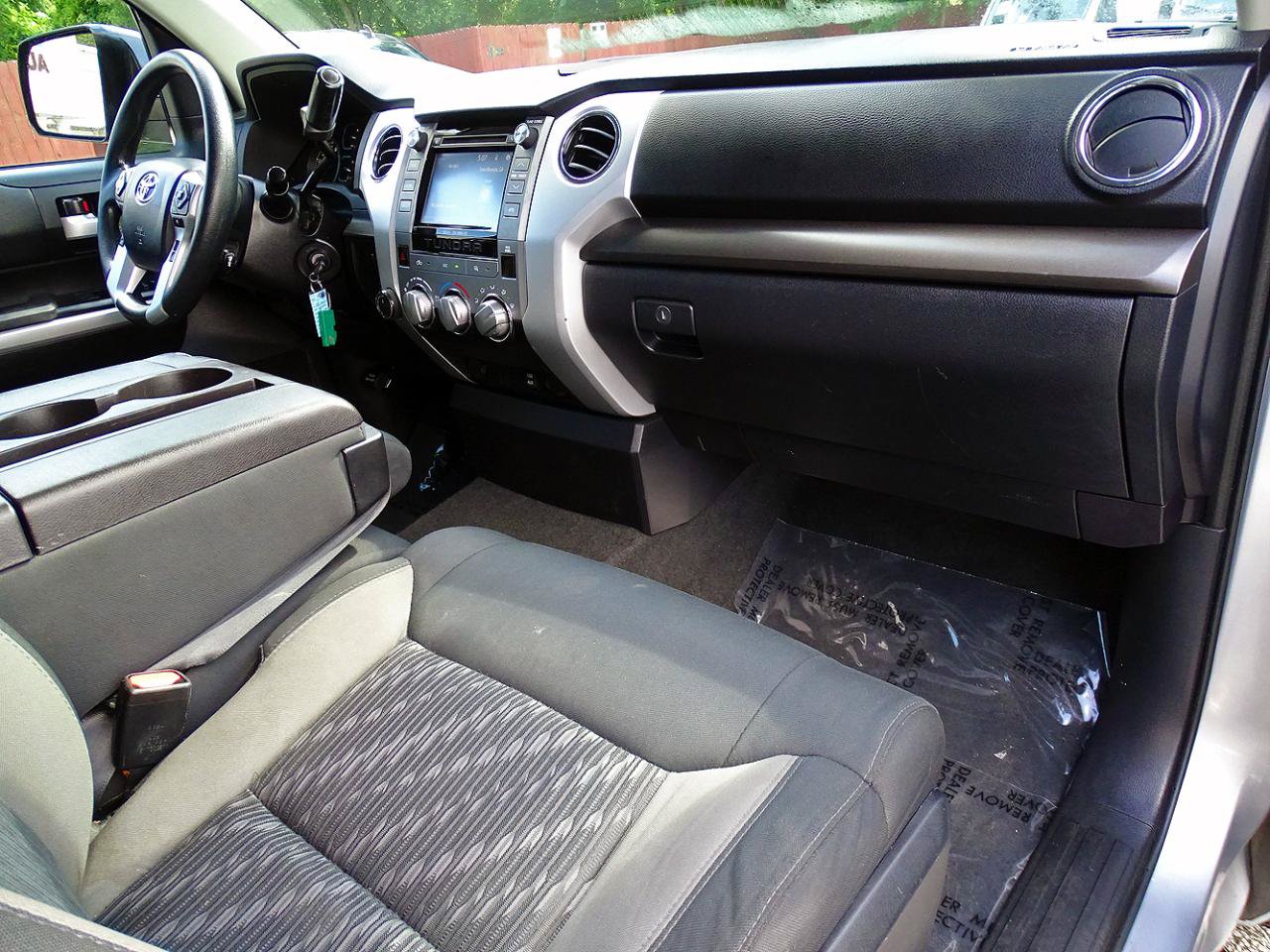 Used 2019 Toyota Tundra SR5 AWD/4WD image 31