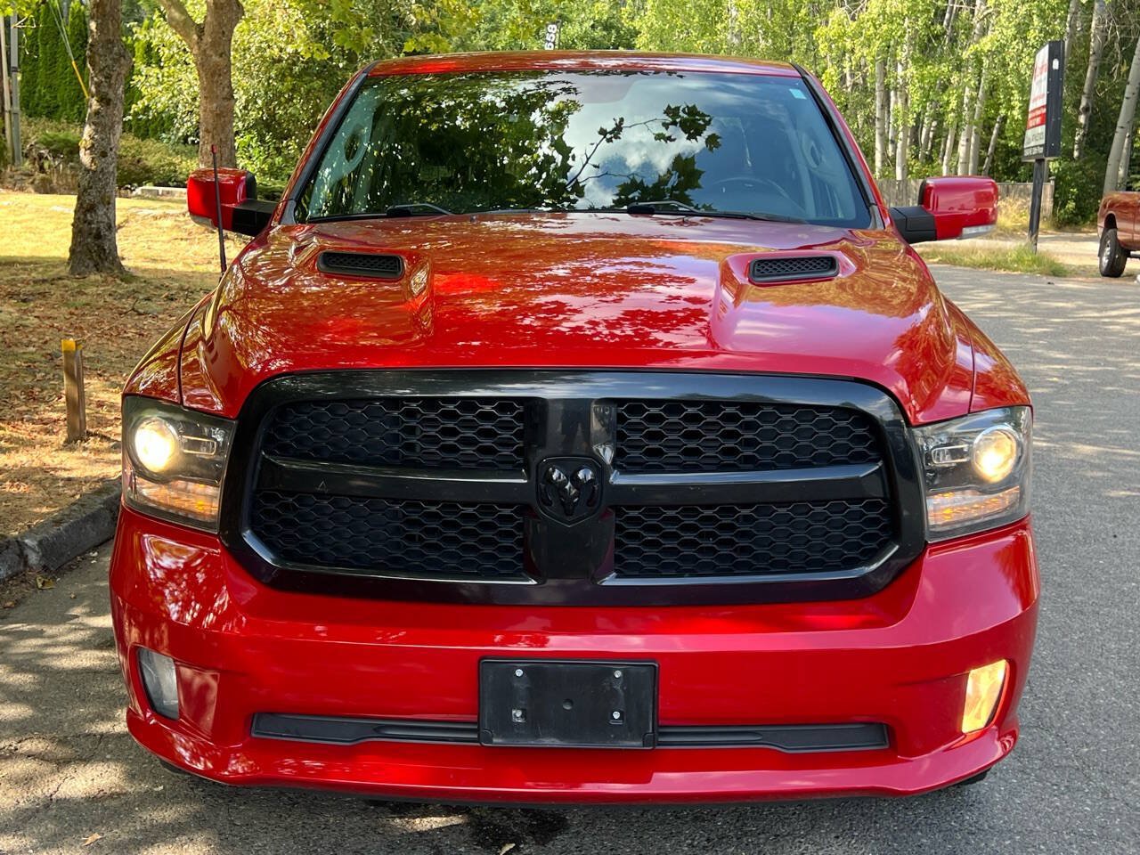 Used 2017 RAM 1500 Sport w/ Quick Order Package 26Q Night AWD/4WD image 8