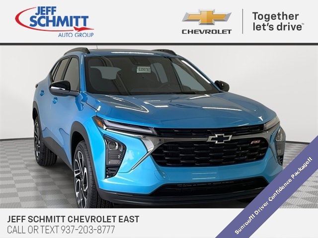 New 2025 Chevrolet Trax RS w/ Sunroof Package image 1