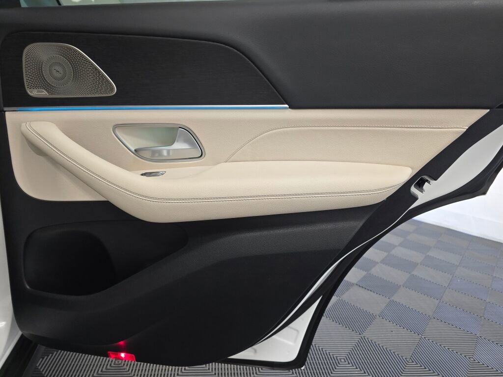 Used 2023 Mercedes-Benz GLE 350 4MATIC image 24