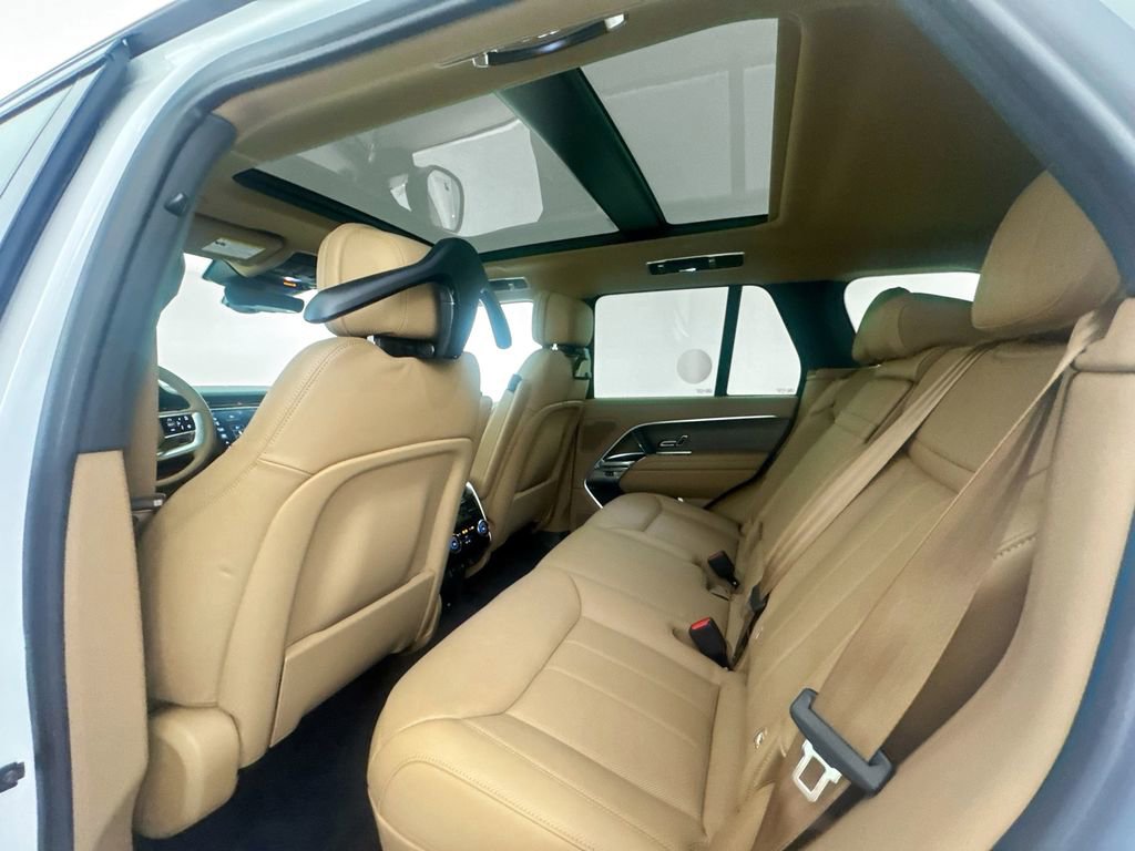 New 2026 Land Rover Range Rover SE AWD/4WD image 24