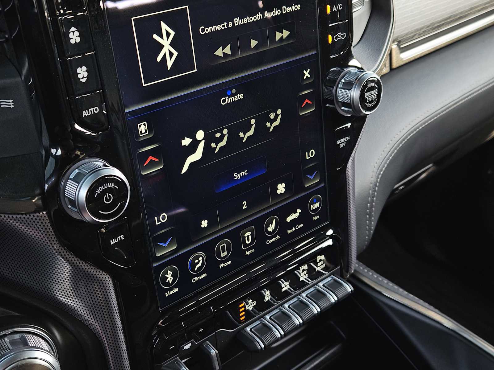 Used 2019 RAM 1500 Limited image 19