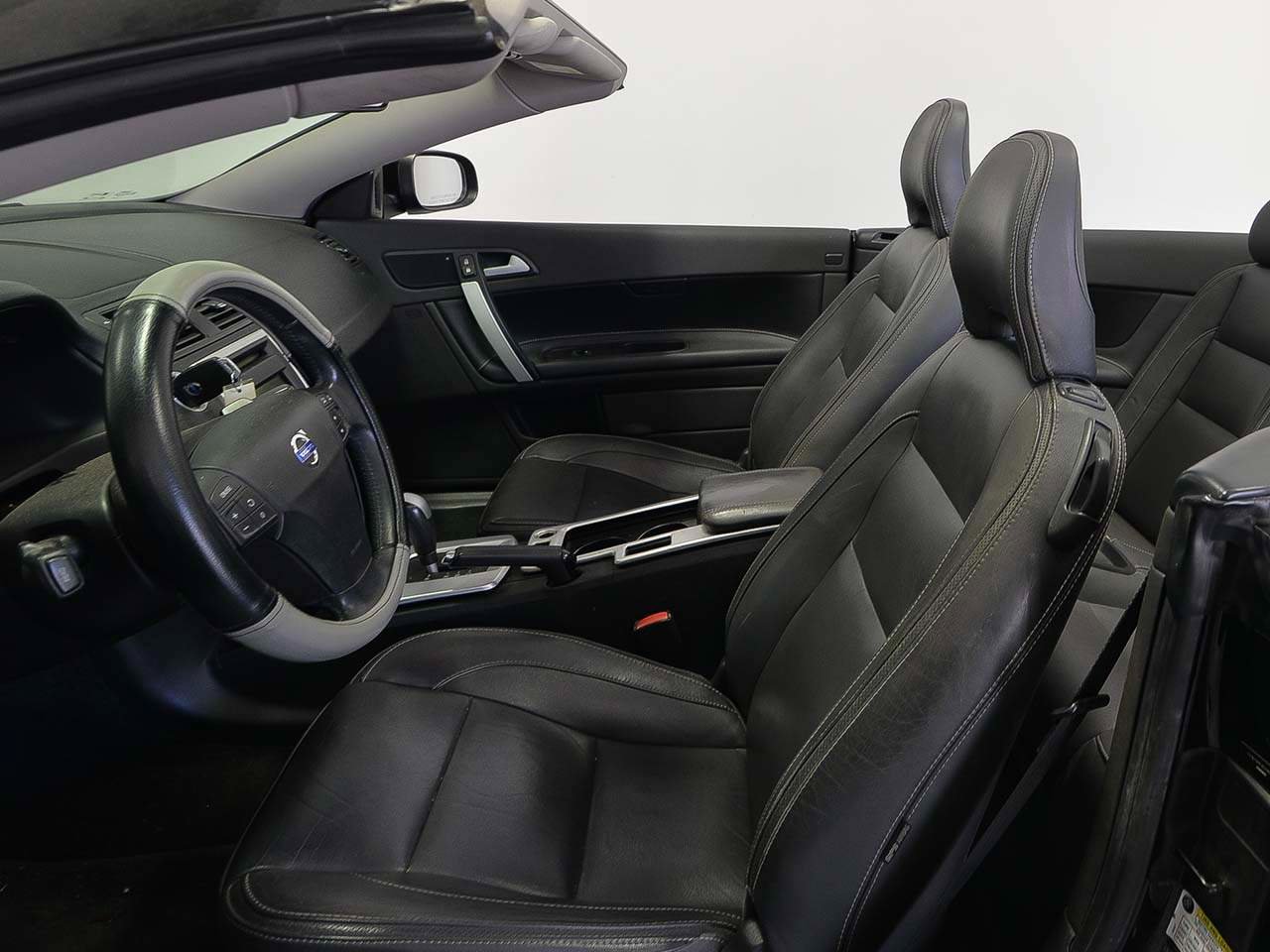 Used 2013 Volvo C70 T5 image 12