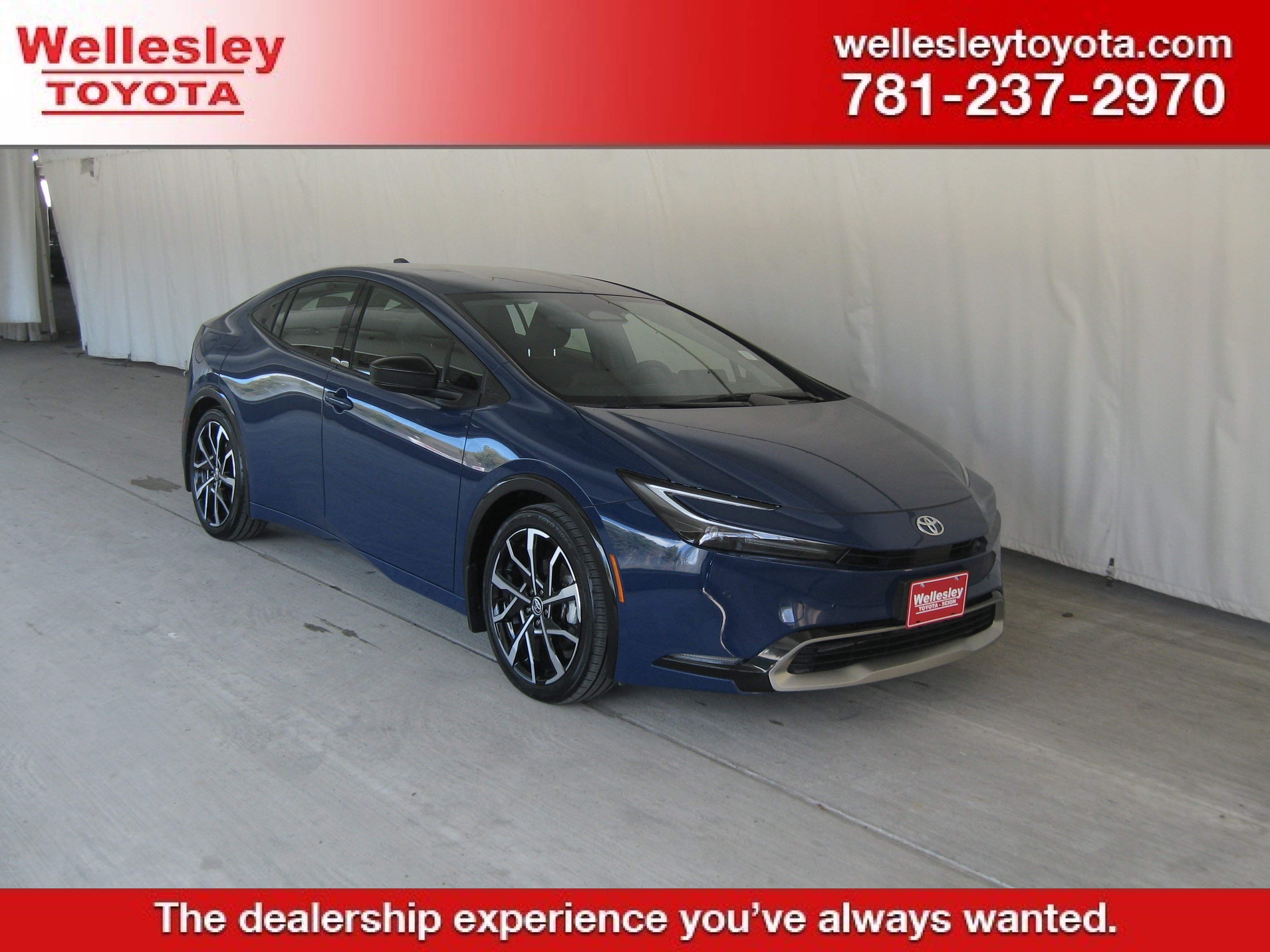 Used 2024 Toyota Prius Prime image 1
