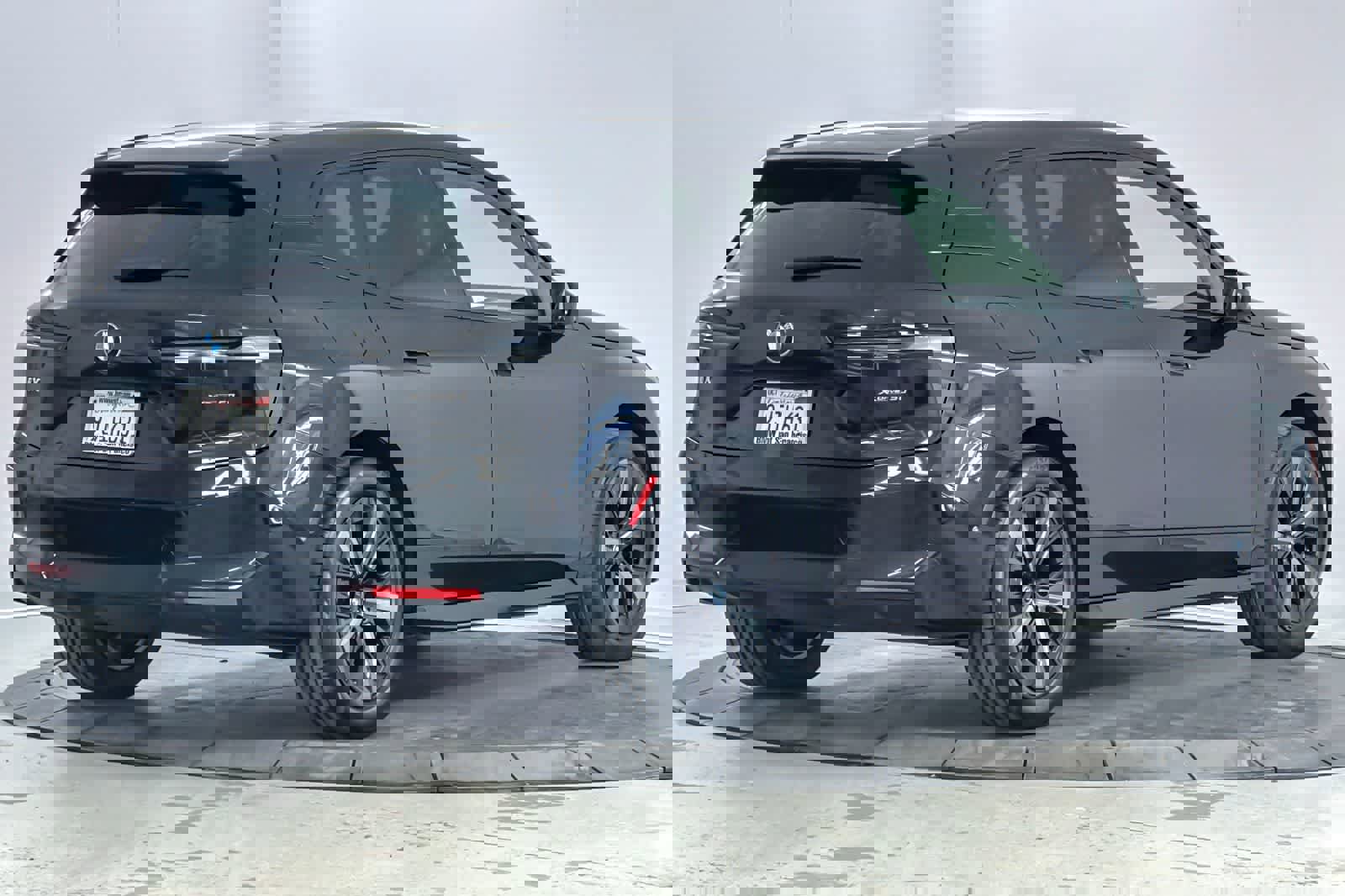 Used 2024 BMW iX xDrive50 w/ Sport Package image 2