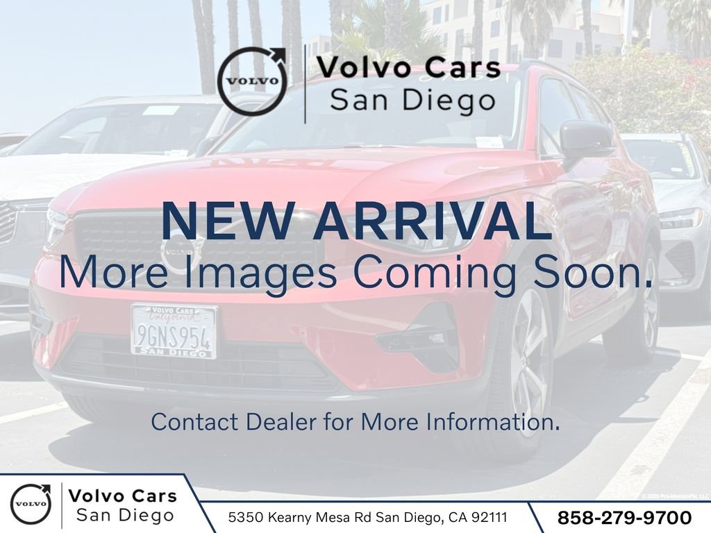 Certified 2023 Volvo XC40 B4 Plus
