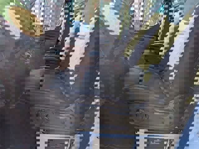 Used 2025 Mercedes-Benz Sprinter 2500 image 4