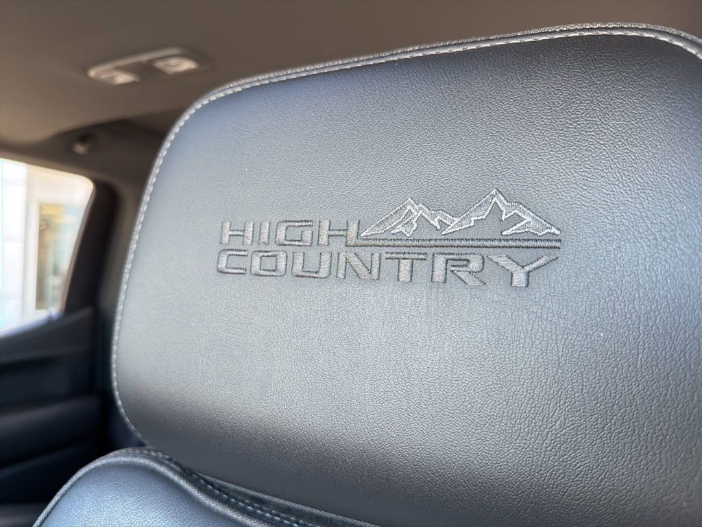 Used 2019 Chevrolet Silverado 1500 High Country w/ Technology Package image 36