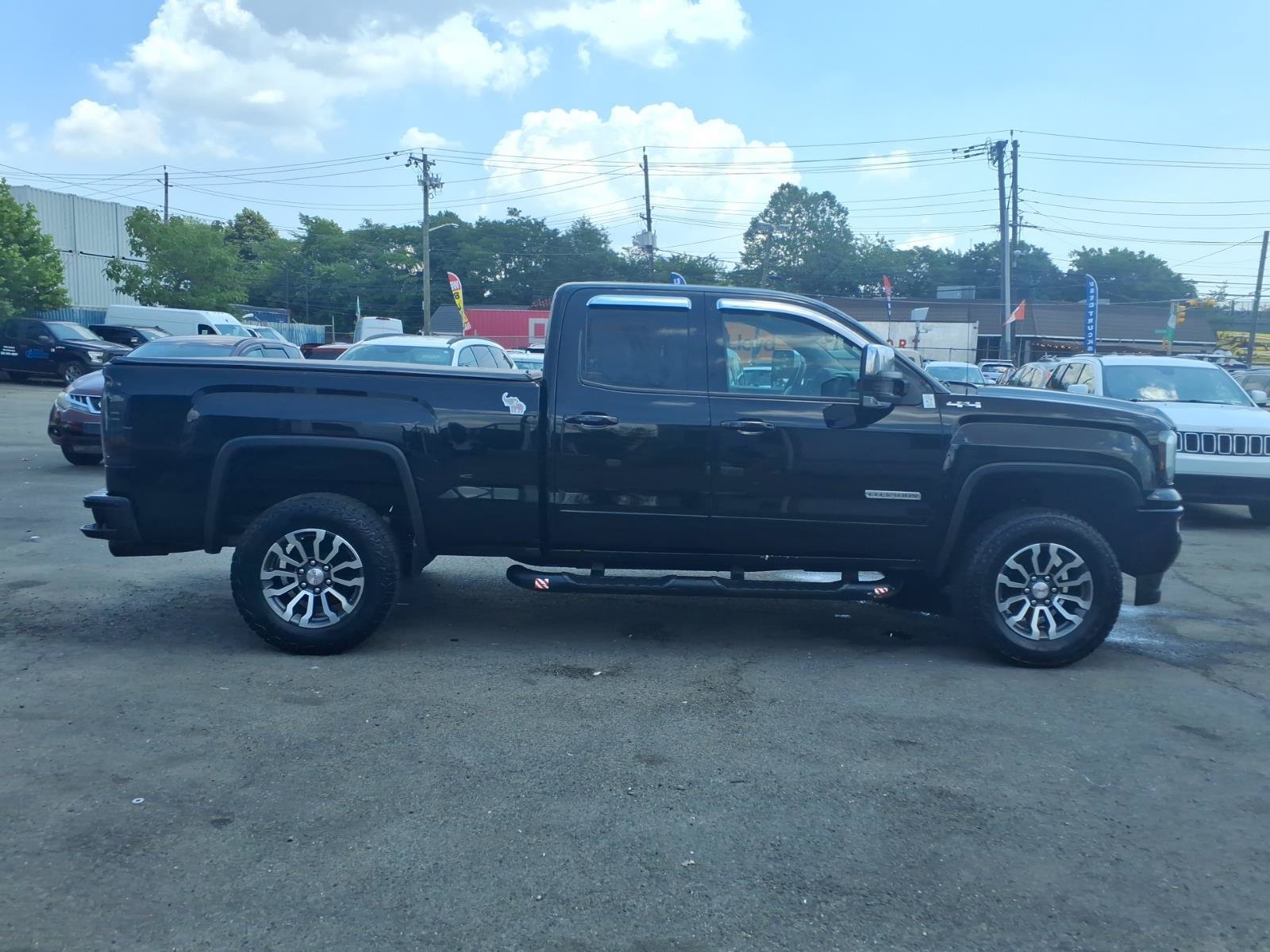 Used 2018 GMC Sierra 1500 4x4 Double Cab w/ Elevation Edition image 8