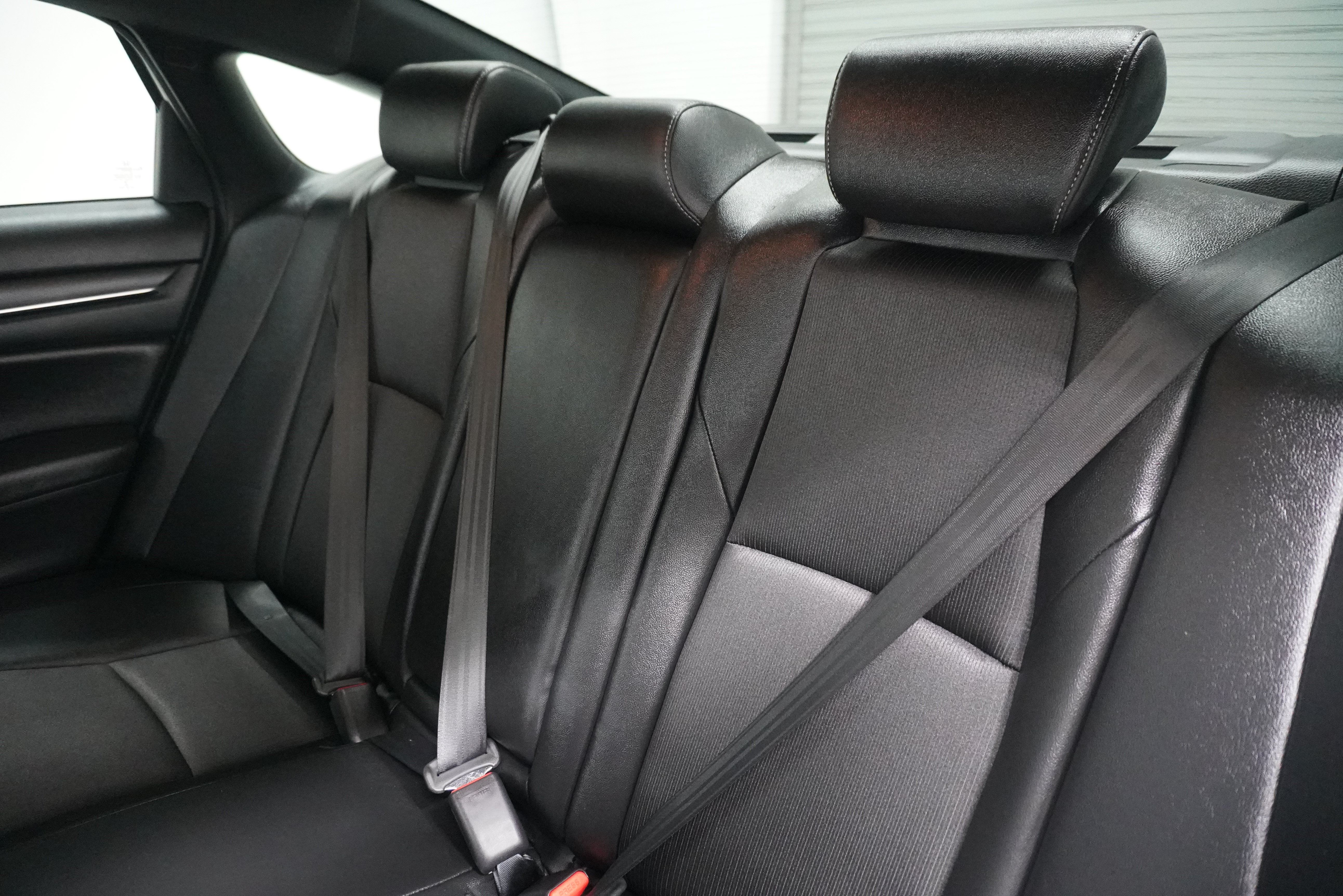 Used 2020 Honda Accord Sport image 11