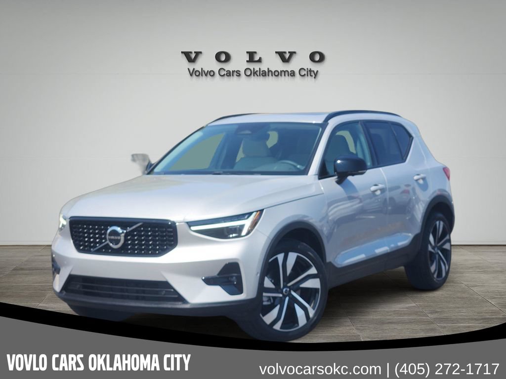 Certified 2024 Volvo XC40 B5 Plus w/ Protection Package Premier AWD/4WD image 1