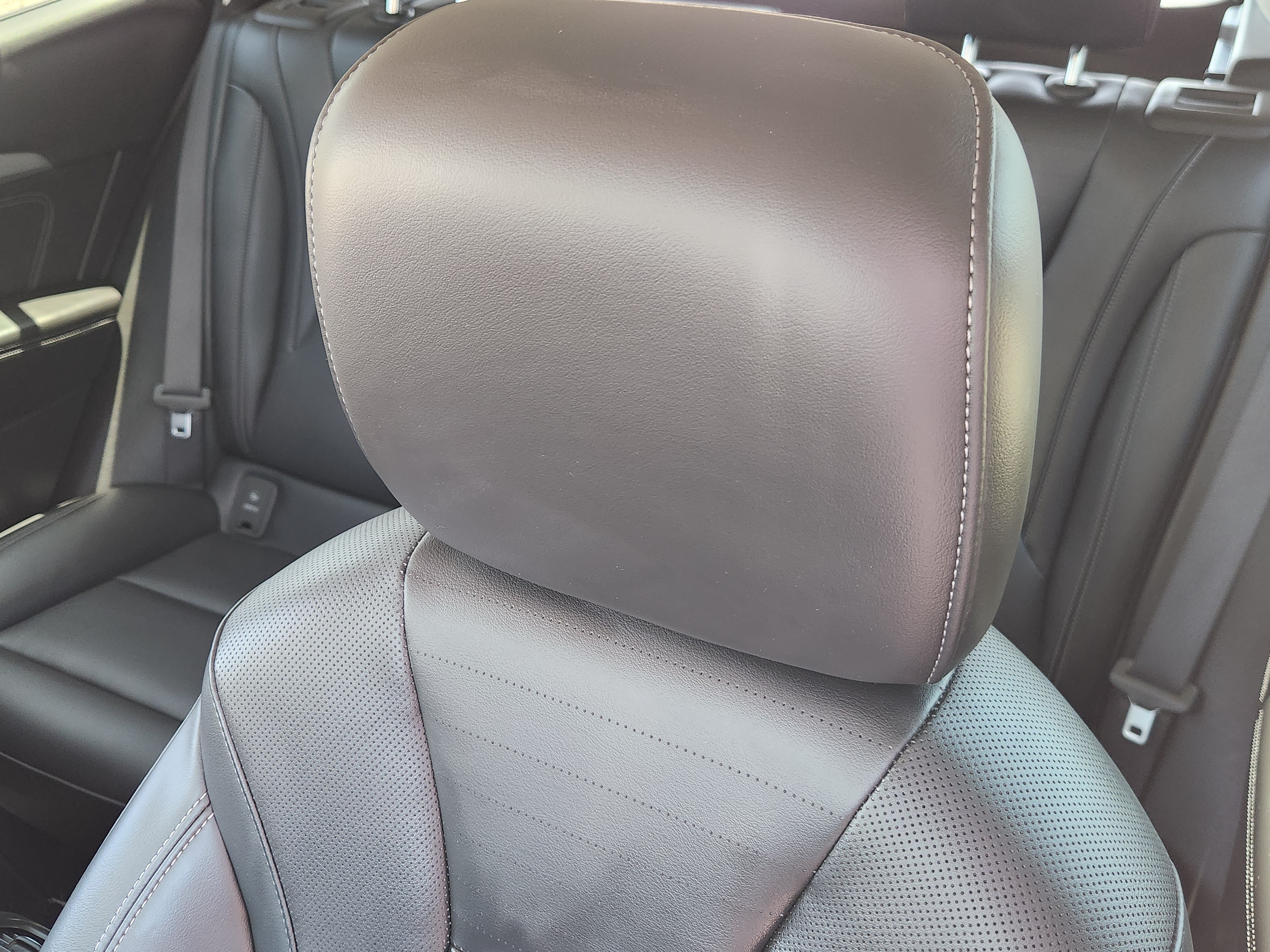 Used 2024 Buick Envision Preferred AWD/4WD image 25