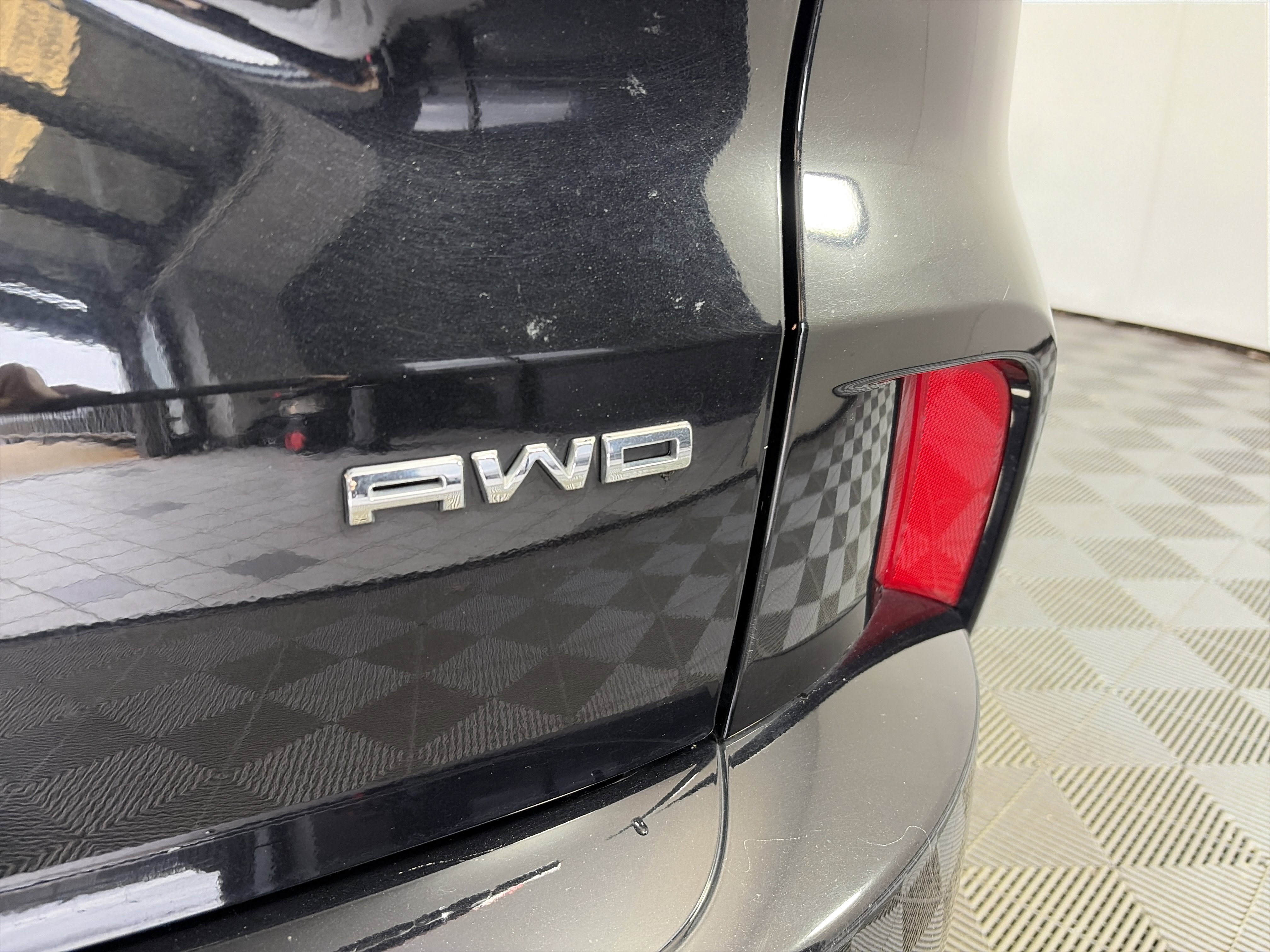 Used 2024 Ford Escape ST-Line image 17