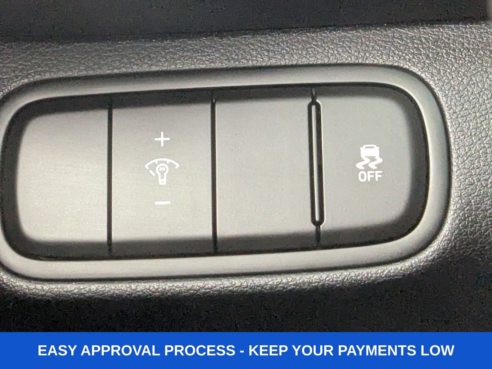 Used 2025 Hyundai Venue Limited image 39