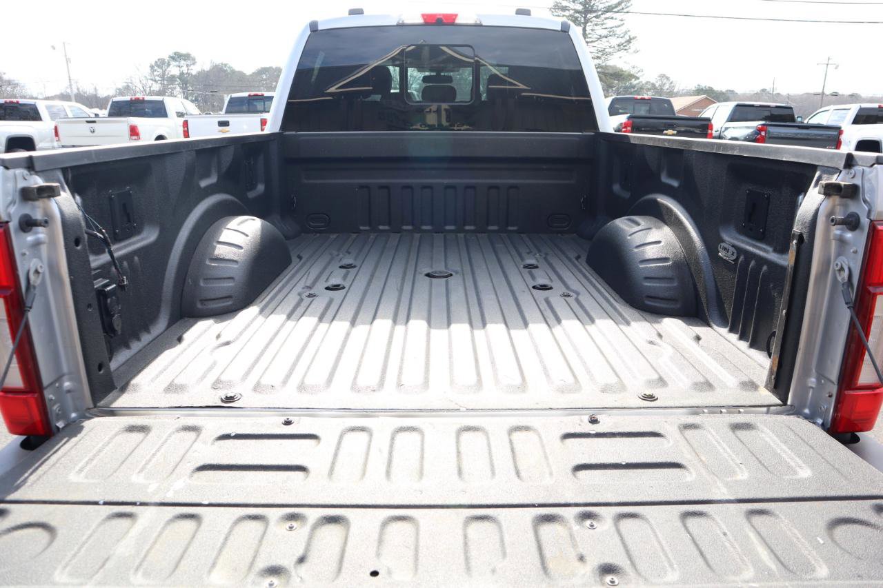 Used 2022 Ford F350 Platinum image 8