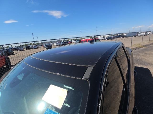 Used 2024 Chevrolet Silverado EV RST AWD/4WD image 9