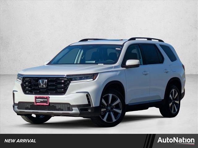 New 2025 Honda Pilot Touring image 1