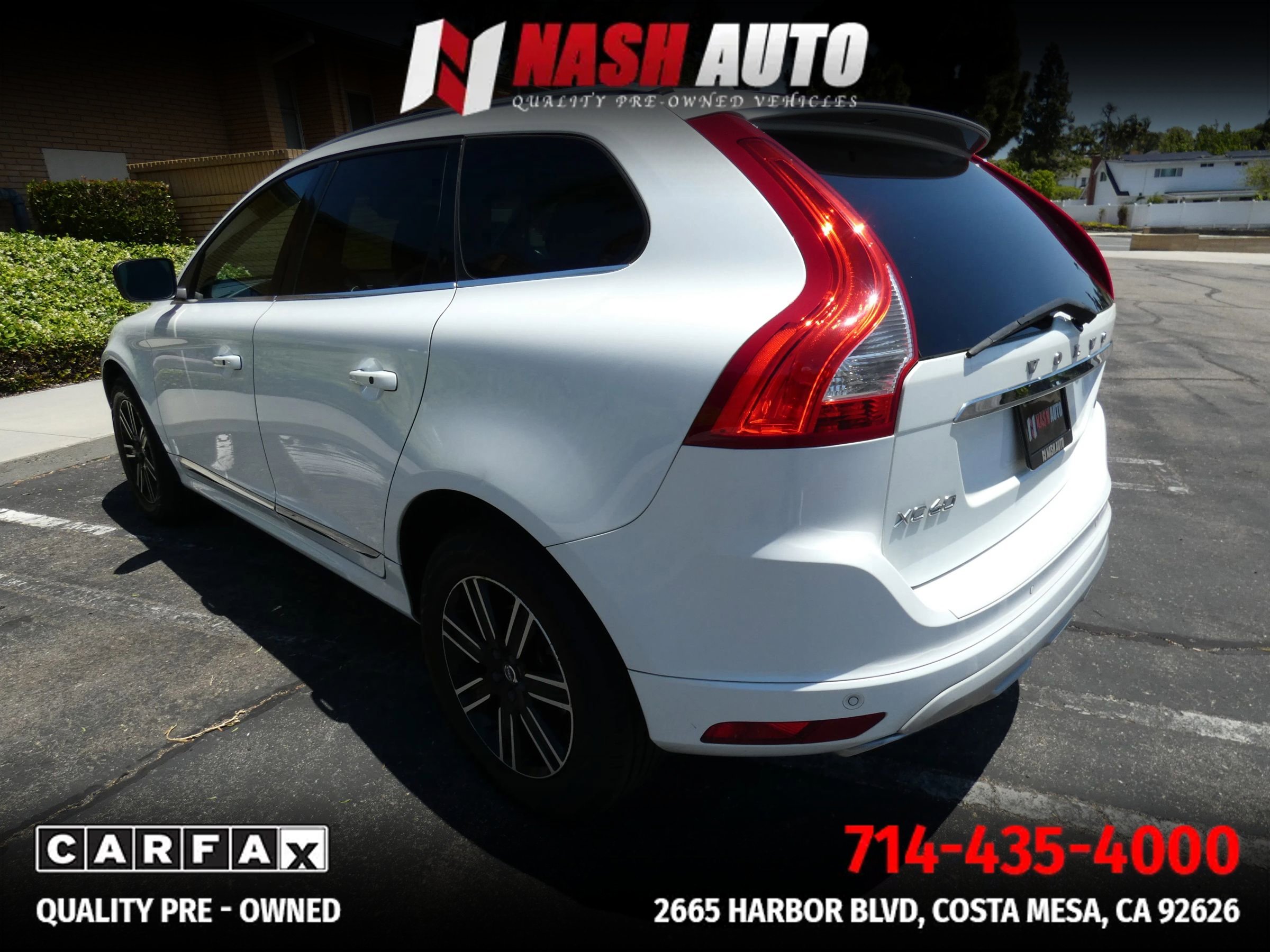 Used 2017 Volvo XC60 T5 Dynamic w/ Preferred Option Package FWD image 12
