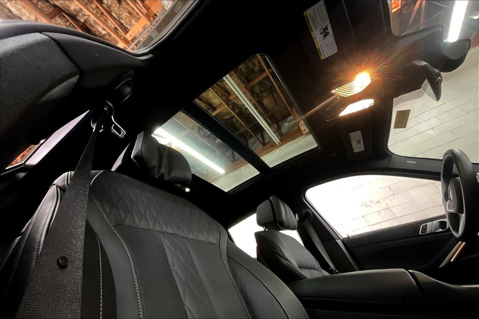 Used 2025 BMW X6 M60i image 25