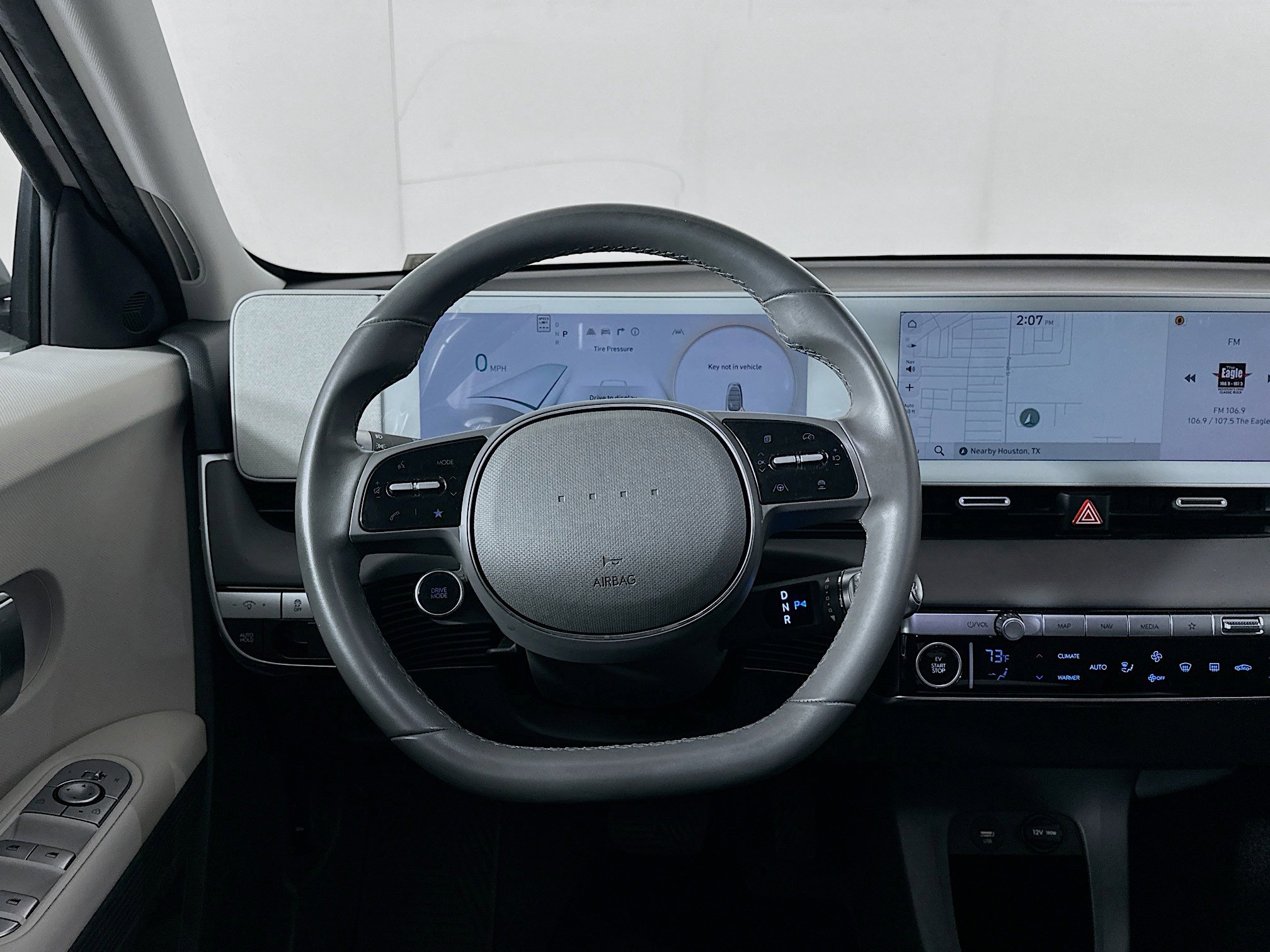 Used 2024 Hyundai Ioniq 5 SE RWD image 18