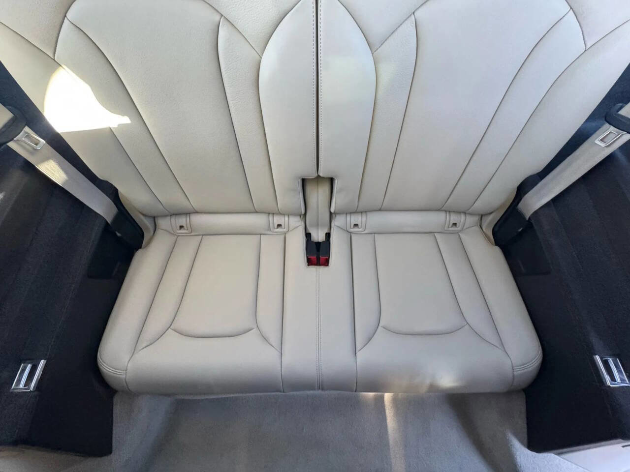 Used 2017 Audi Q7 3.0T Premium w/ Towing Package image 33