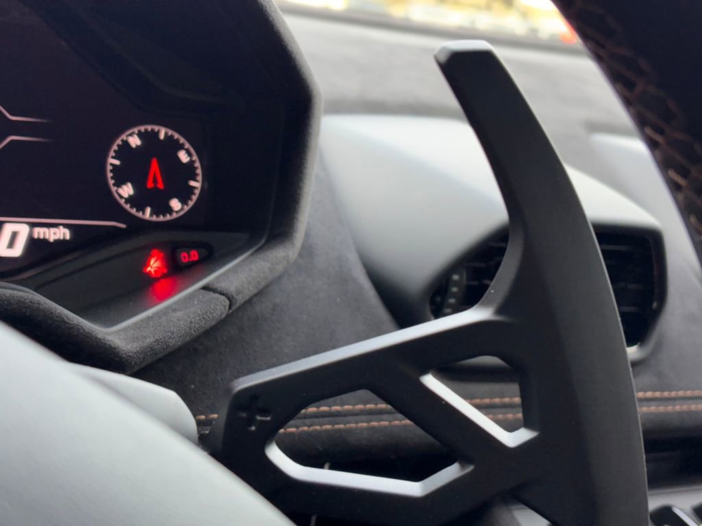 Used 2024 Lamborghini Huracan Sterrato image 16