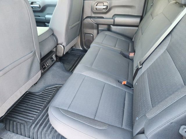 Used 2025 Chevrolet Silverado 1500 Custom image 32