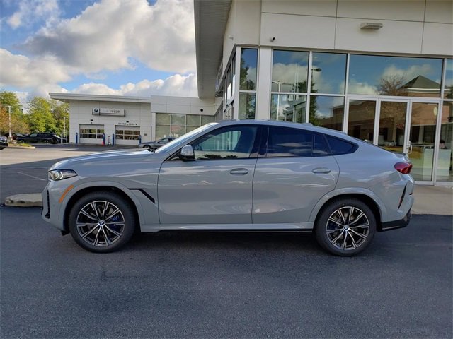 New 2026 BMW X6 xDrive40i w/ Climate Comfort Package image 8