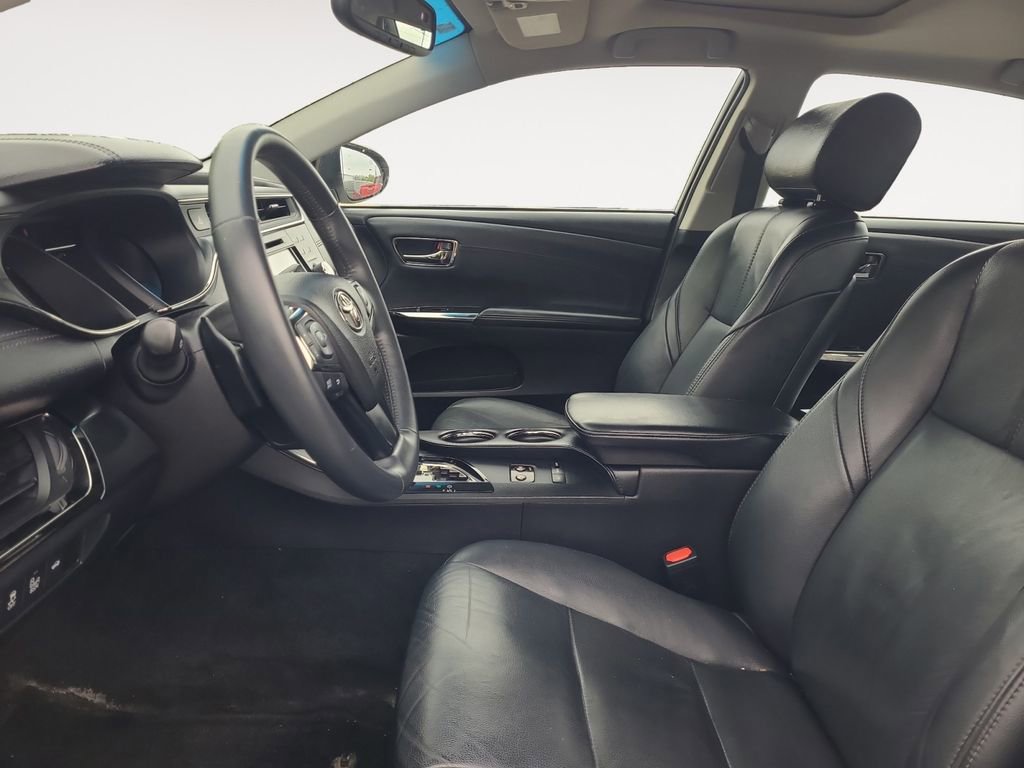 Used 2016 Toyota Avalon Touring FWD image 9